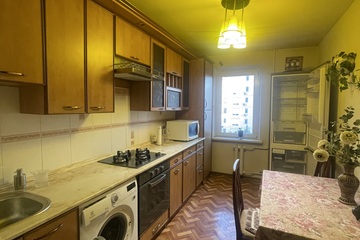 3-к квартира, 75 м², 4/9 эт.