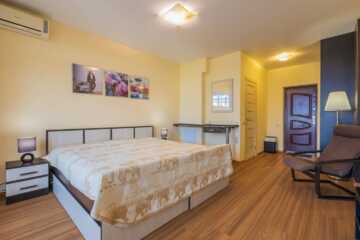 Апартаменты, 30 м², 2/5 эт.