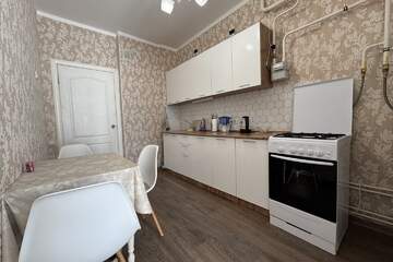 1-к квартира, 43 м², 1/9 эт.