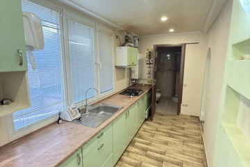 3-к квартира, 59 м², 2/3 эт.